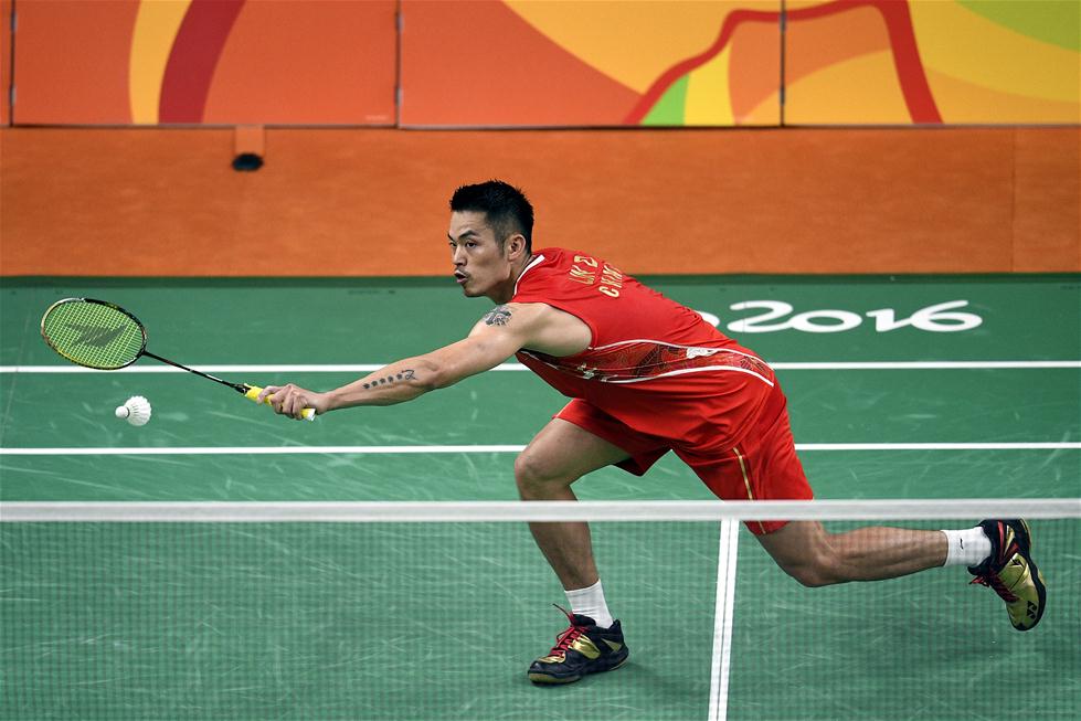 依然值得尊 依然值得尊