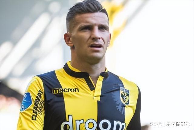 犯规动作 犯规动作